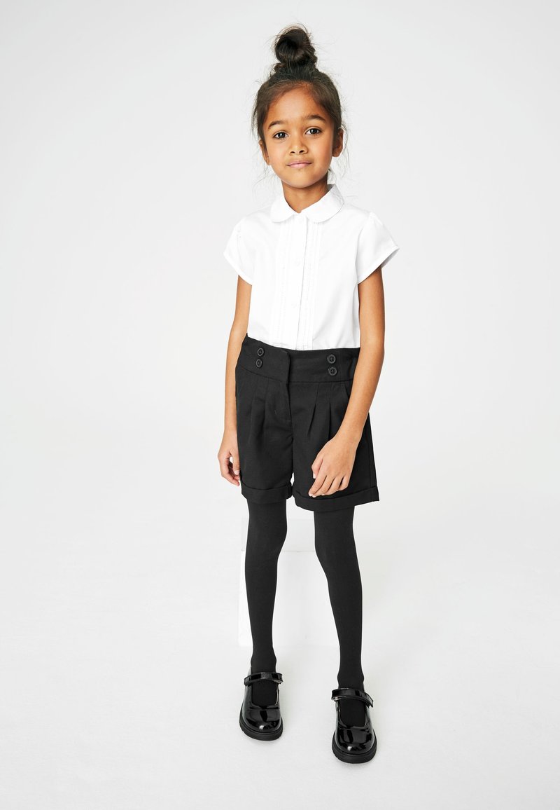 Next - Shortsit - black, Suurenna