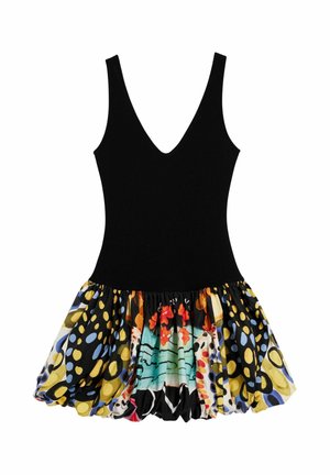 Must musta varrukateta kleit, sügava V-kaelusega ja värvikas mustriline põseäär, millel on kollased, punased, sinised ja rohelised abstraktsed kujundid.