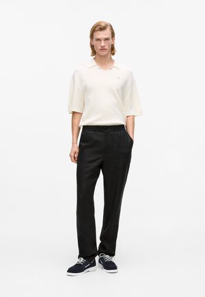 LIGHTWEIGHT - Pantaloni - black