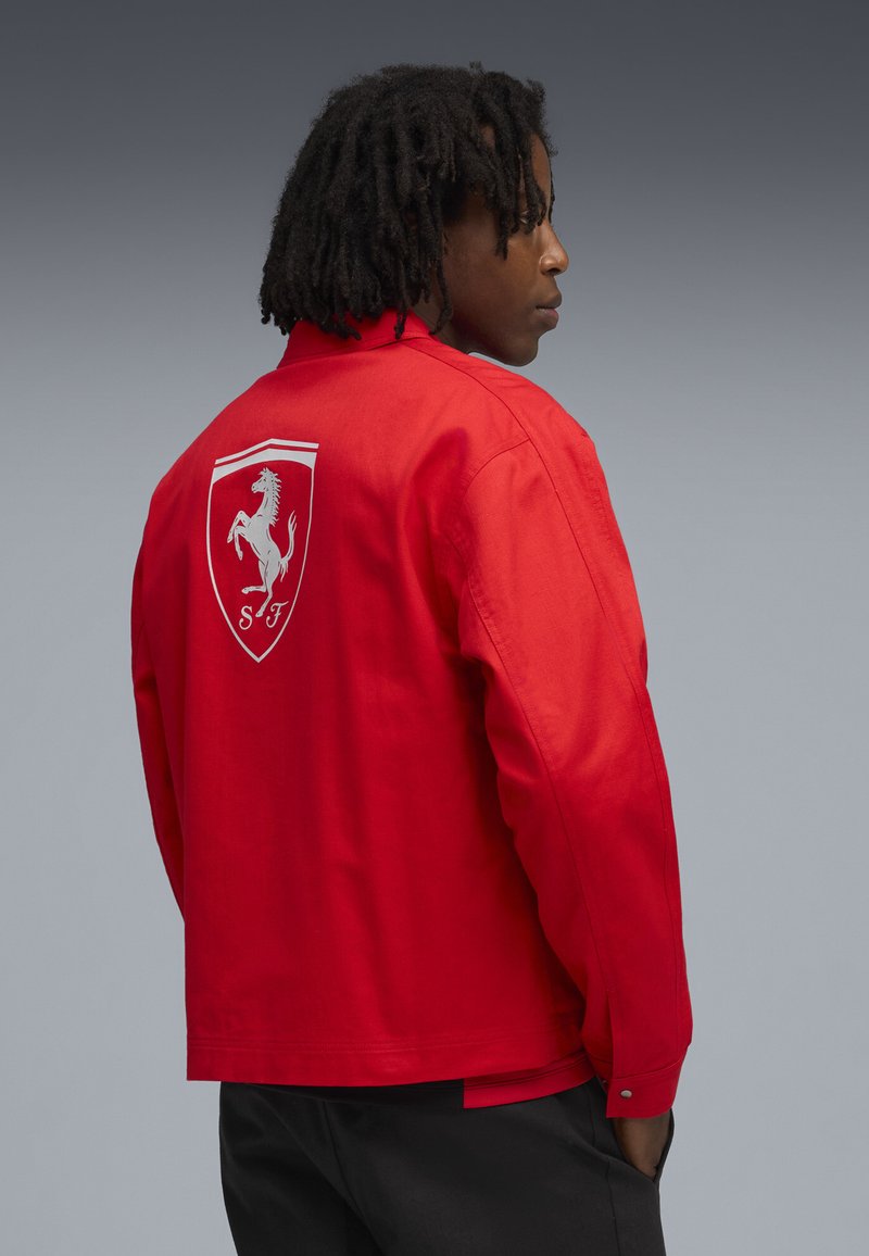 Puma SCUDERIA FERRARI - Lehká bunda - rosso corsa