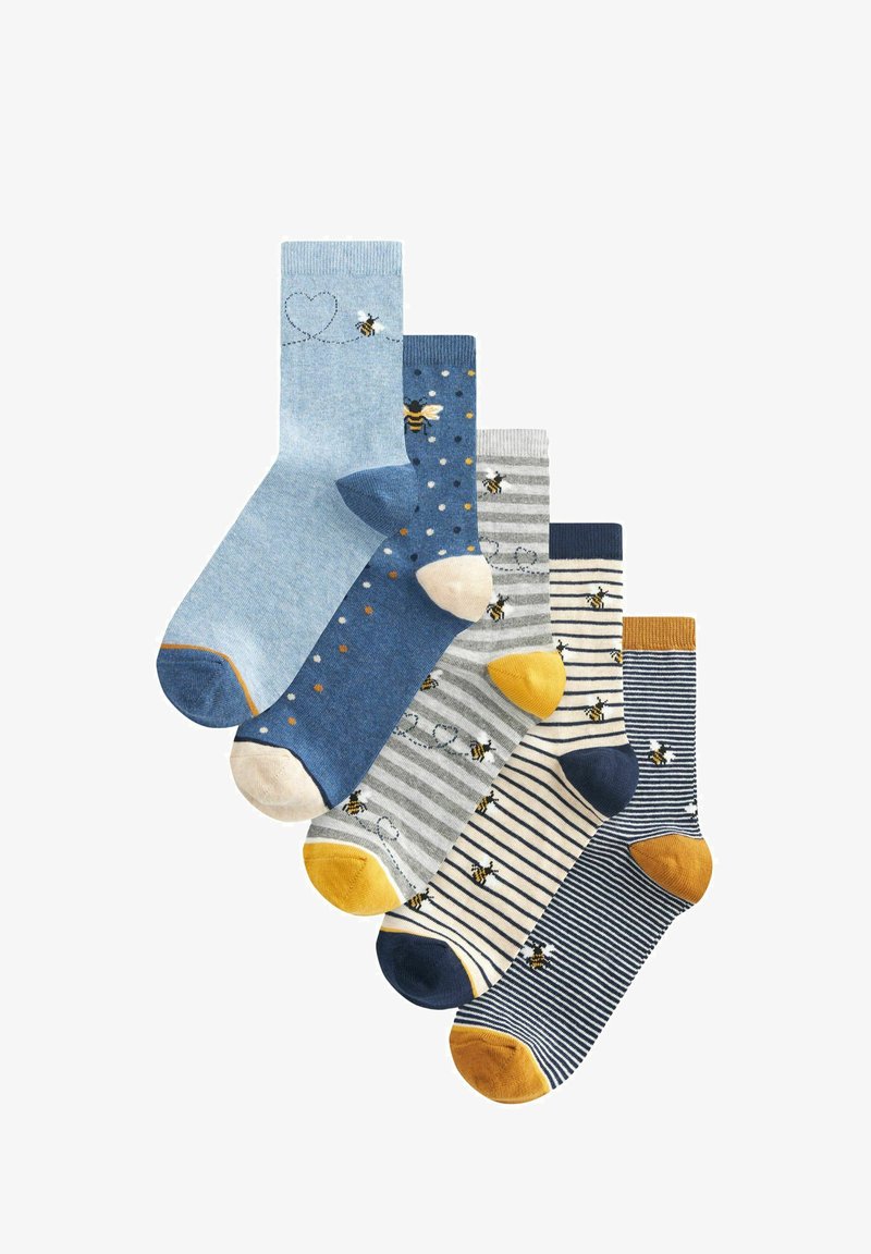 Ensemble de cinq paires de chaussettes présentant différentes nuances de bleu et de gris, avec des motifs d'abeilles et de cœurs, des accents de pointe jaune contrastants et des designs ludiques.