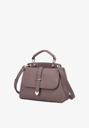 Sac à main en cuir taupe de taille moyenne avec poignée supérieure, rabat avant sécurisé par une lanière avec une fermeture en forme de cœur doré, et bandoulière amovible.