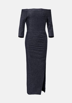 Vestido azul marino off-the-shoulder con mangas tres cuartos, textura brillante, ajuste ceñido al cuerpo y detalle de abertura lateral.