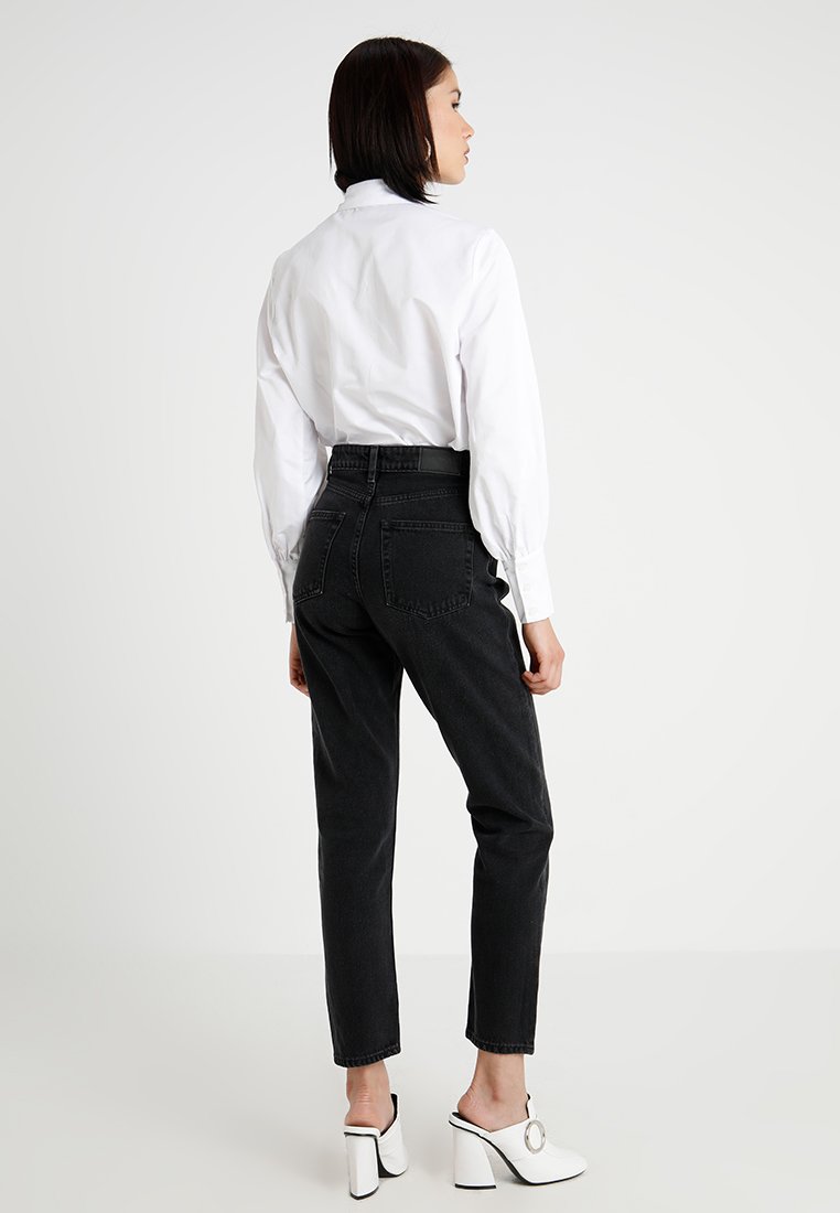 Monki KIMOMO Jeans relaxed fit black Zalando.no Monki KIMOMO - Jeans straight leg - black
