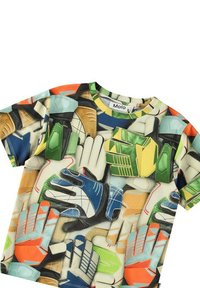 Lyhythihainen t-paita, jossa on monivärinen painatus erilaisista hanskoista vihreänä, sinisenä, oranssina ja ruskeana vaalealla taustalla.