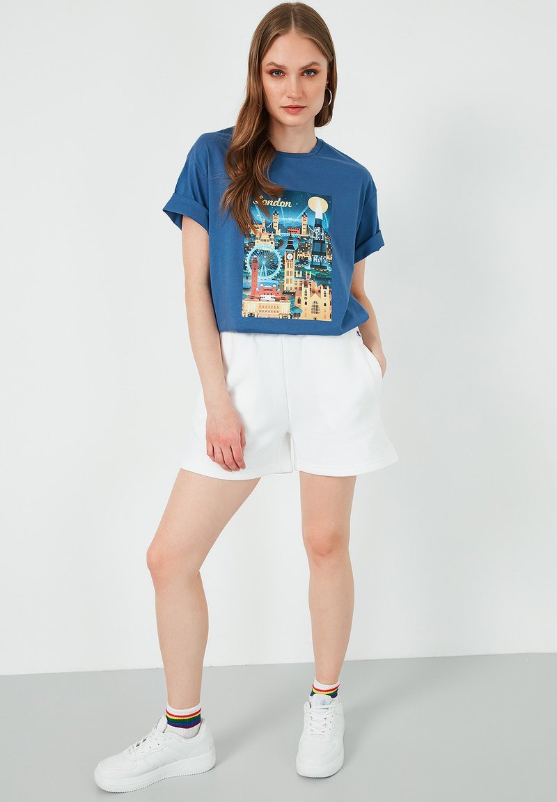 Damen T-Shirts | LELA T-Shirt print indigo/dunkelblau - VW18876 Damen T-Shirts | LELA T-Shirt print indigo/dunkelblau - VW18876