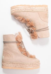 Vidorreta Zimní obuv - nude