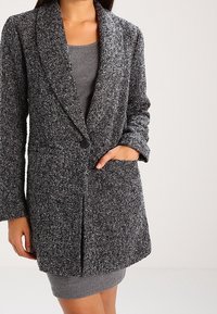 JDY Cappotto corto - black