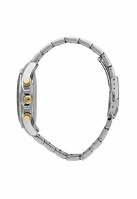 Orologio in acciaio inox argentato con quadrante rettangolare, due pulsanti dorati e un design della bracciale collegato. Presenta un quadrante grigio testurizzato.