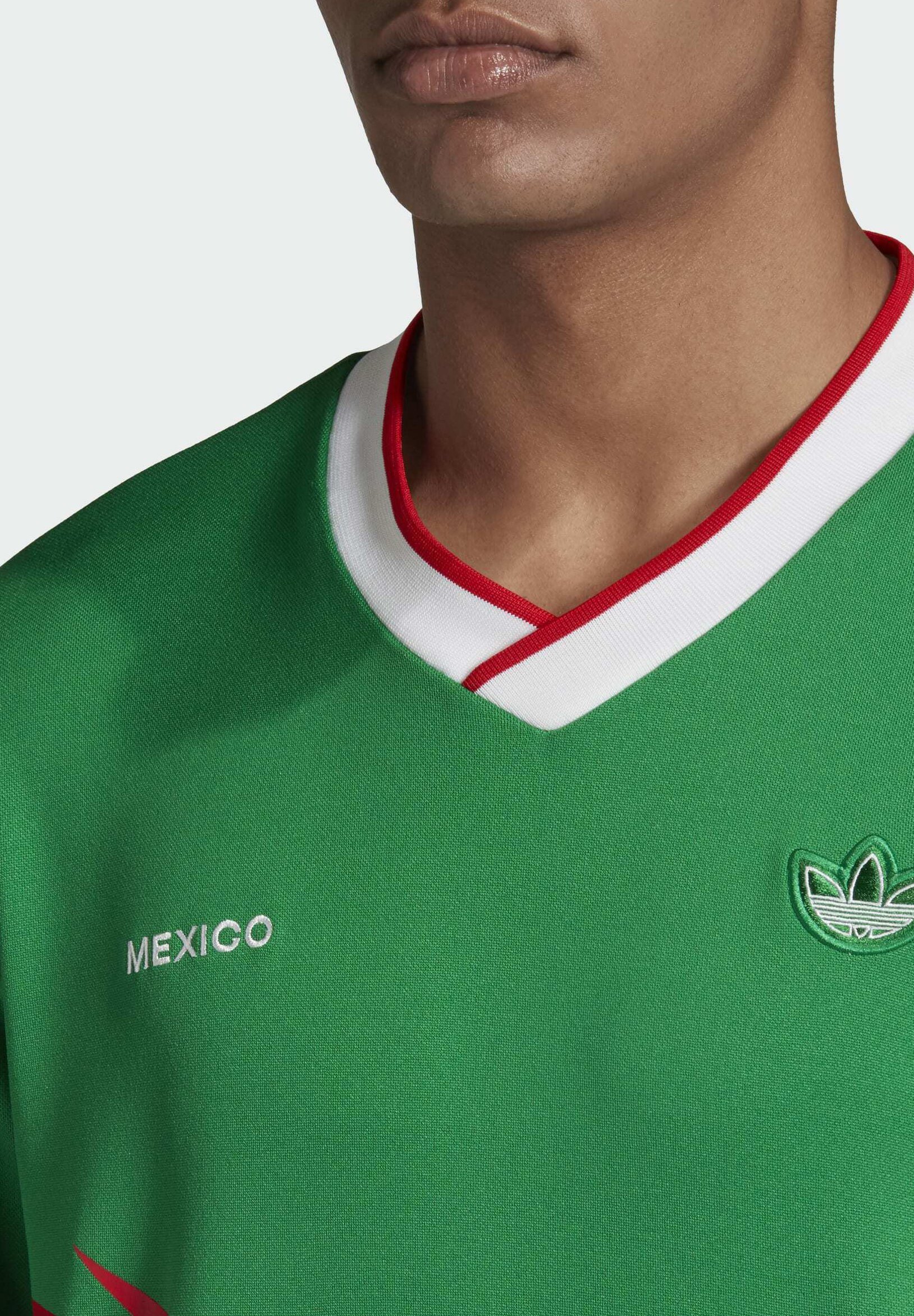 converse kitty queen