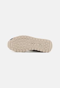 Levi's® STRYDER RED TAB - Sportcipő - navy blue