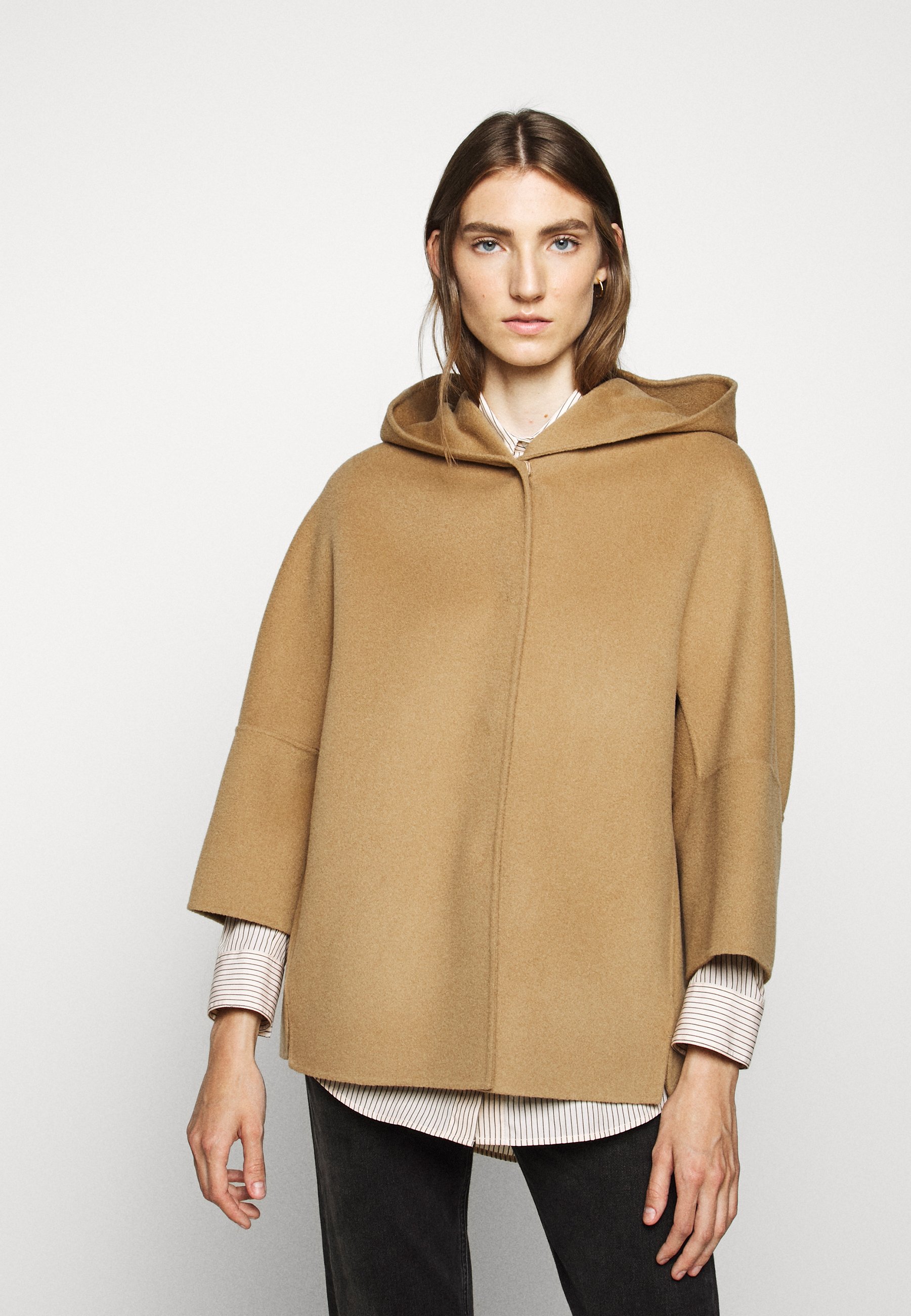 WEEKEND MaxMara RAPACE Korte jassen kamelcamel Zalando.nl WEEKEND MaxMara APE Trui mottled beige Zalando.nl