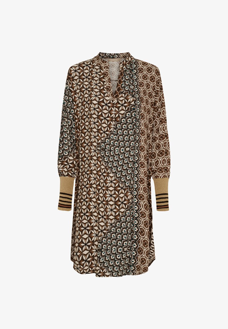 Brun mønstret kjole med geometriske designs i beige og teal. Lange ærmer med ribbede manchetter. Blødt stof med en afslappet pasform.