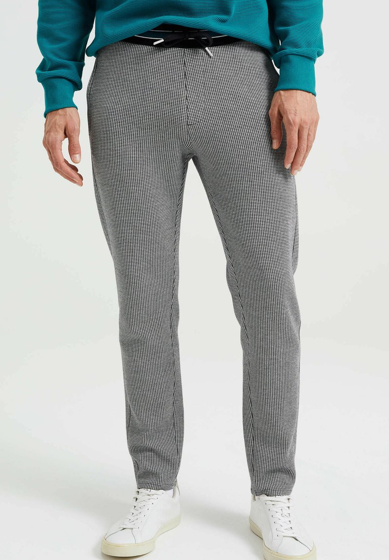 WE Fashion Tracksuit bottoms black Zalando.de