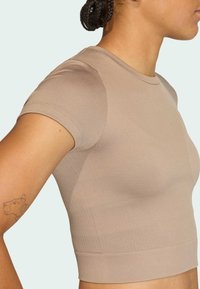 adidas Performance Sportovní tričko - chalky brown