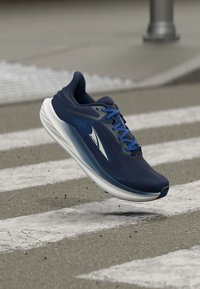 Επιλέχθηκε, blue/gray