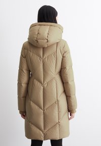 Marc O'Polo LONG NEW QUILTINGS WITH HOOD - Dūnu mētelis - soft mocca