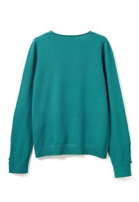 Svetřík v modrozelené barvě pletený s kulatým výstřihem a dlouhými rukávy. Má vroubkovaný lem a knoflíkové detaily na manžetách rukávů.