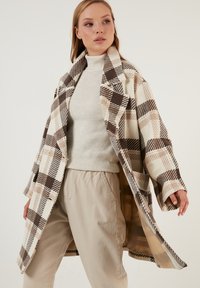 LELA LOOSE FIT - Manteau classique - brown