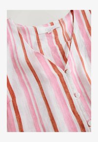 Sélectionné, pink orange washed stripe