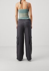 Pieces Top - mint