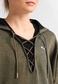 Puma Felpa con cappuccio - olive
