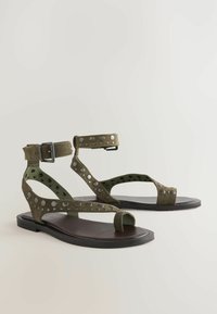 REGULAR FIT  - Sandalai su T formos dirželiu - khaki green suede