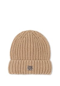 Bonnet replié en tricot épais beige avec un motif en côtes et un petit logo DKNY rectangulaire argenté sur le poignet.
