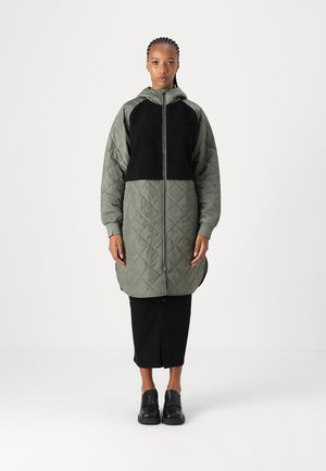 ADELYNA KIARA HOOD JACKET - Winter coat - basil/black
