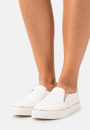 COMFORT - Scarpe senza lacci - white