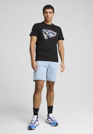 Puma MIT AUTOGRAFIK - Print T-shirt - black