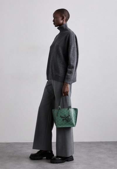 MCM HIMMEL SHOPPER MNI G0 - Handtas - forest green