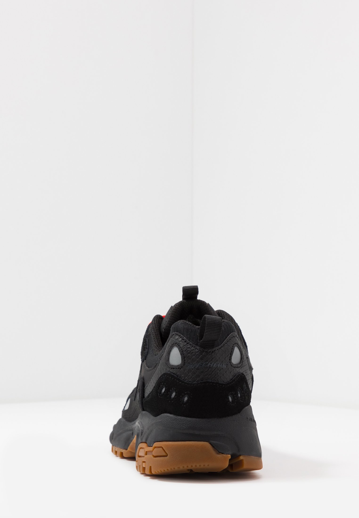 skechers stamina contic black