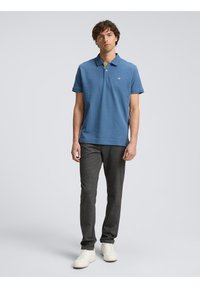 TOM TAILOR BASIC  - Polokošeľa - mystical blue
