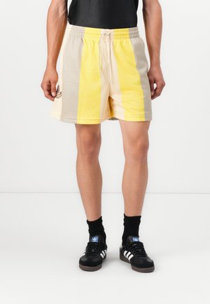 Shorts - putty grey