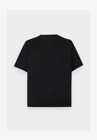Επιλέχθηκε, black