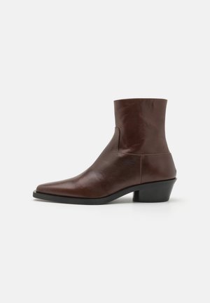 BRONCO BOOTS - Klasszikus bokacsizmák - medium brown