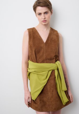 SLEEVELESS WITH V-NECK - Vestido informal - dark brown