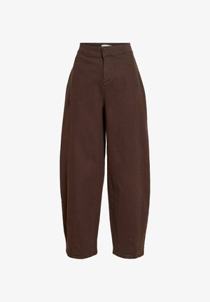 Hnědé kalhoty s vysokým pasem a širokými nohavicemi, se zapínáním vpředu na zip a knoflík, vyrobené z látky bez vzoru, zobrazené na jednoduchém bílém pozadí.