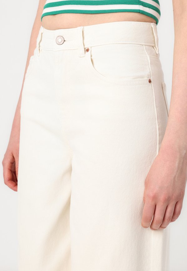 VMBILLIE BARREL - Wide Leg - ecru4