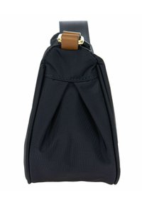 Borsa a tracolla in nylon nero con design plissettato, accentuata da pelle marrone sulla tracolla e hardware dorato. Texture liscia, forma rettangolare compatta.