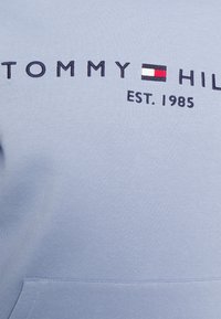 Tommy Hilfiger Jersey con capucha - blue