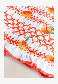 Odabrano, white embroidered peach