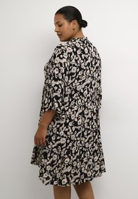 Kaffe Curve KCAMI - Dnevna haljina - black white flower
