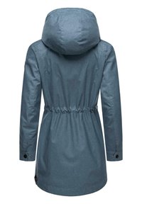 Veste bleue à capuche avec une taille cintrée, dotée de longues manches et d'un tissu texturé. Comprend des poignets à boutons et une finition lisse.