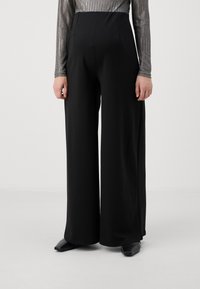 Vero Moda Maternity VMMBECKY SUPER WIDE PANTS - Kelnės - black