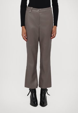 STRUZZO - Broek - nocciola