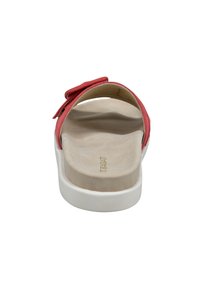Nu-pied rouge avec un dessus en tissu, présentant une large bande et un détail en nœud. Semelle en caoutchouc blanche avec un profil bas. Semelle intérieure beige douce.