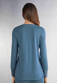 Intimissimi PRETTY FLOWER - Pyžamový top - blue