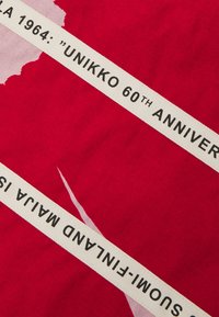 Marimekko CARRIER MIDI UNIKKO - Tote bag - red, light pink